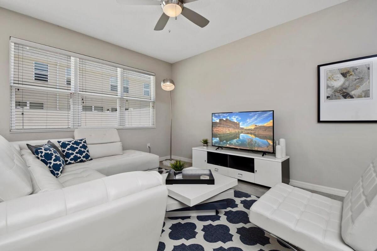 Stunning 4 Bd W/ Gameroom Close To Disney 5110K كيسيمي المظهر الخارجي الصورة